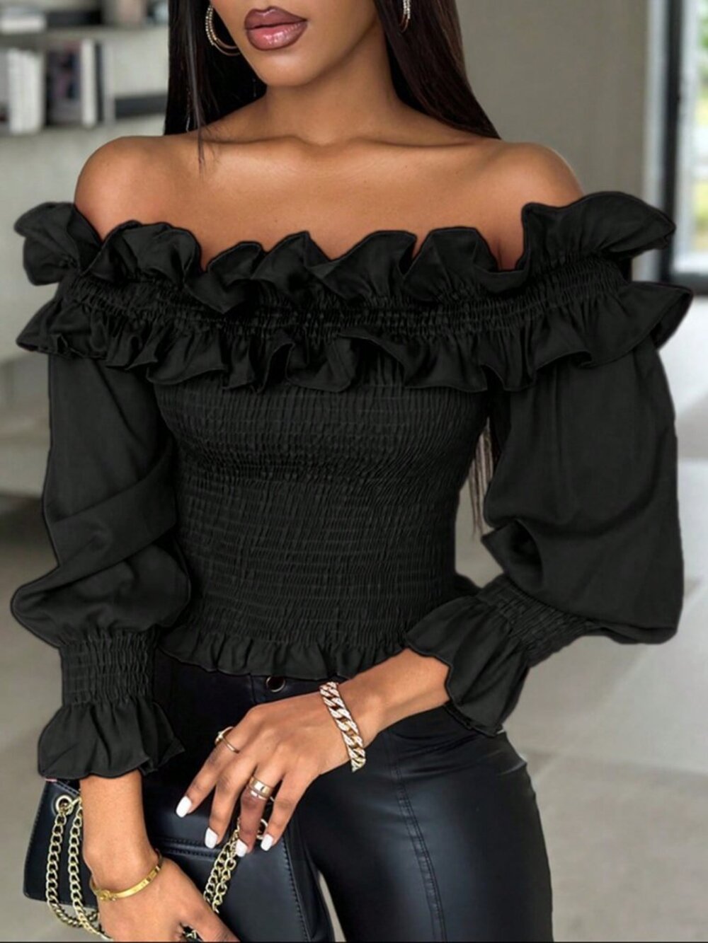 Black Casual Women's Ruffle Decor Off-Shoulder Cropped Top - Picture 6 of 6